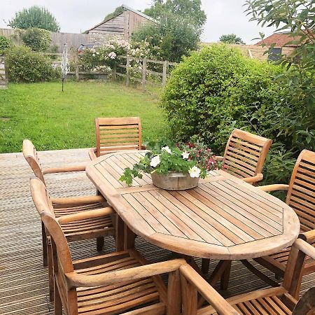 Dabinett Holiday Cottage Глостънбъри Екстериор снимка
